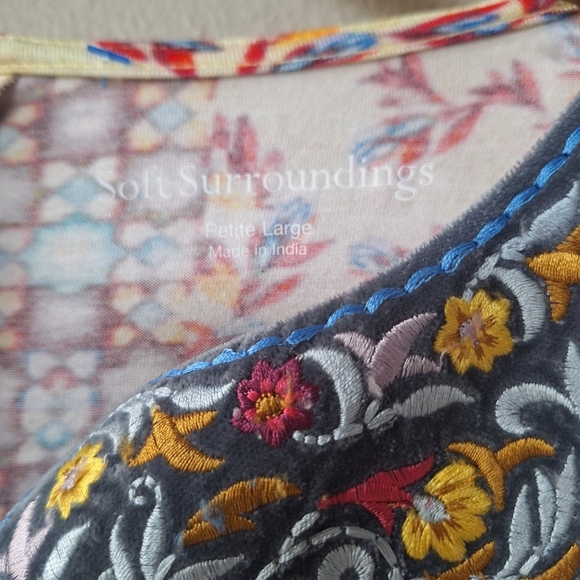Soft Surroundings Womens Multicolored Embroidered Flutter Sleeve Tunic Size L - Picture 2 of 7